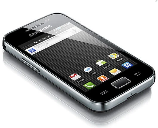 Samsung Galaxy Ace S5830 — photo officielle — vue 4