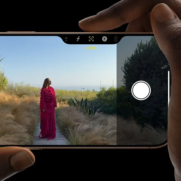 Apple iPhone 16 Pro — photo officielle — vue 7